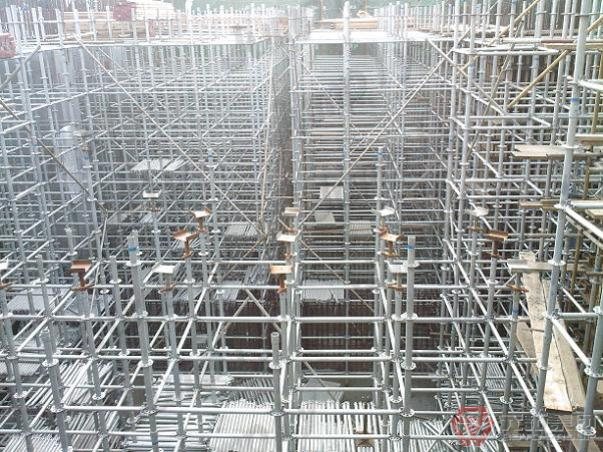 外墻改造用哪種腳手架好