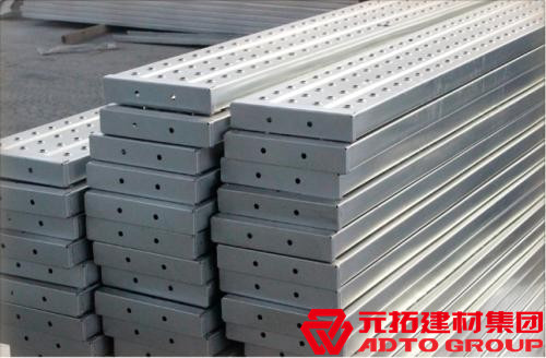 熱鍍鋅鋼跳板價(jià)格多少錢(qián)？熱鍍鋅鋼跳板怎么安裝？