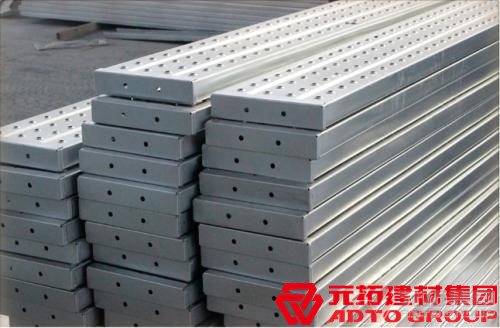 鋼跳板廠家選哪家好？如何判斷鋼跳板的質(zhì)量？